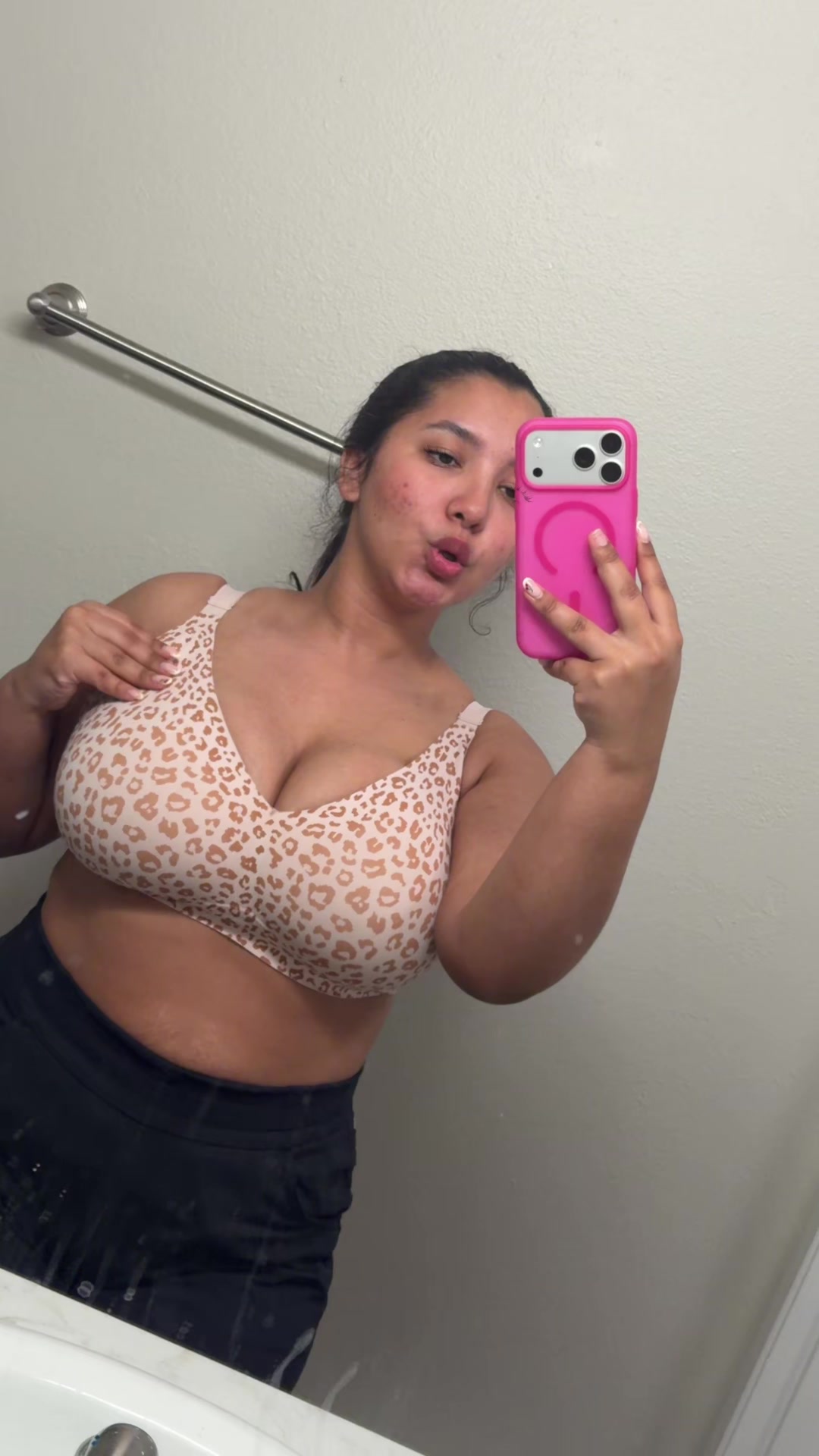 @Dani🍒🖇️