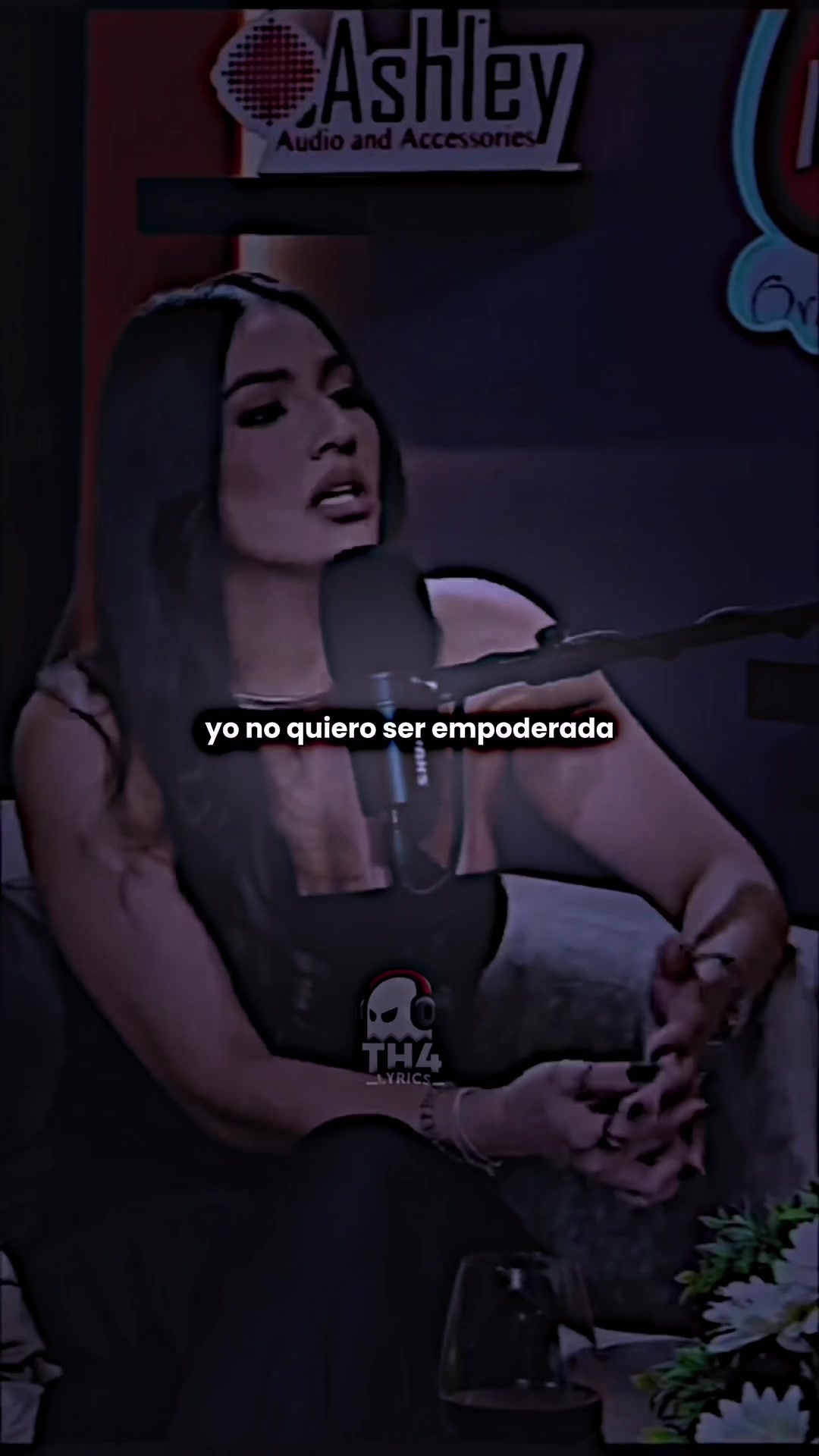 @𝐭𝐡𝟒 𝐥𝐲𝐫𝐢𝐜𝐬 あ