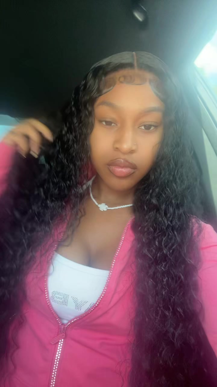@QueenNae
