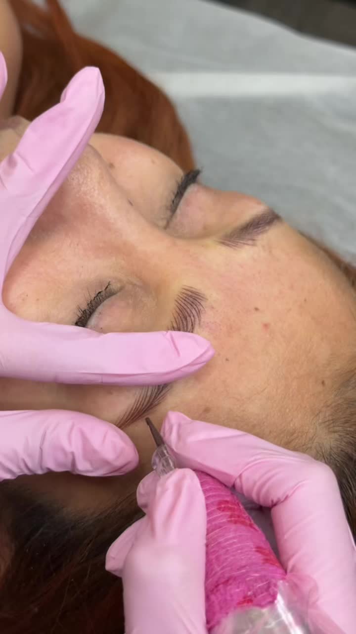 @Yomaira Alcalá | AZ NANO BROWS