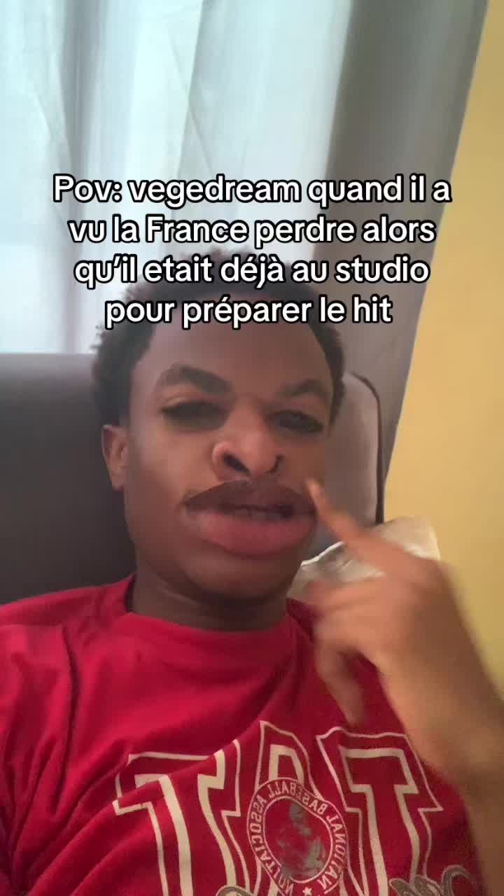 @𝓑𝓮𝓿𝓮𝓻𝓵𝔂_27🇨🇩