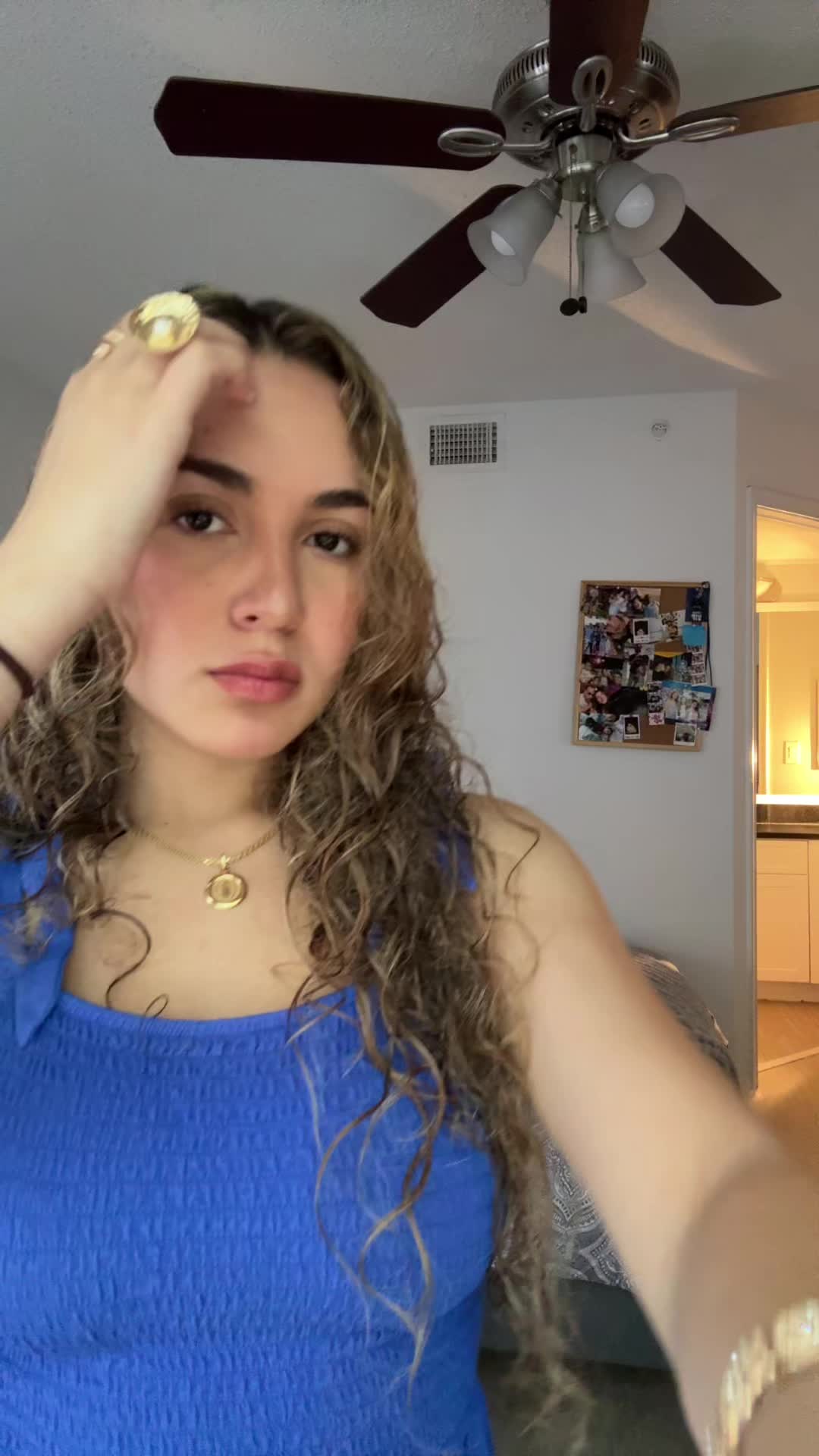@<3