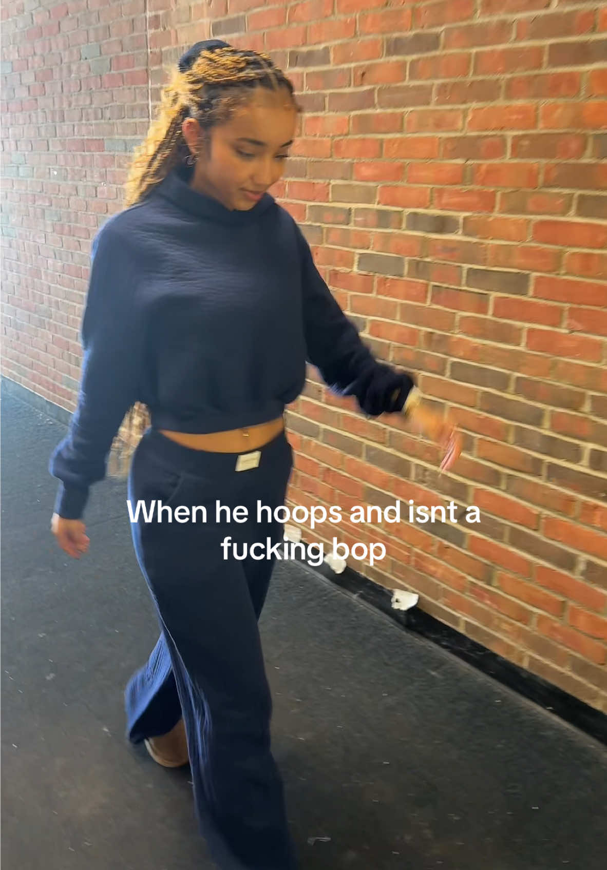 @omioverlyovo