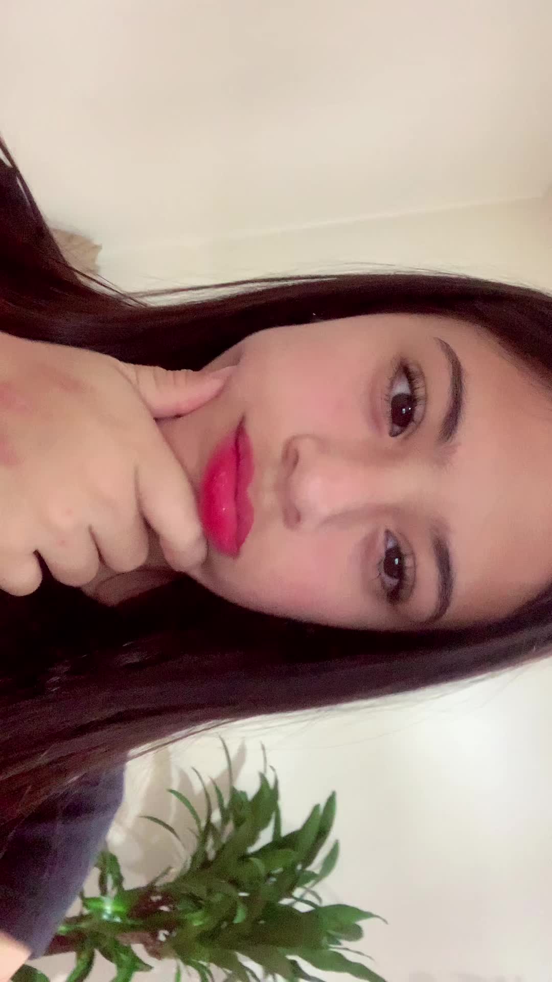 @Bri Flores✨