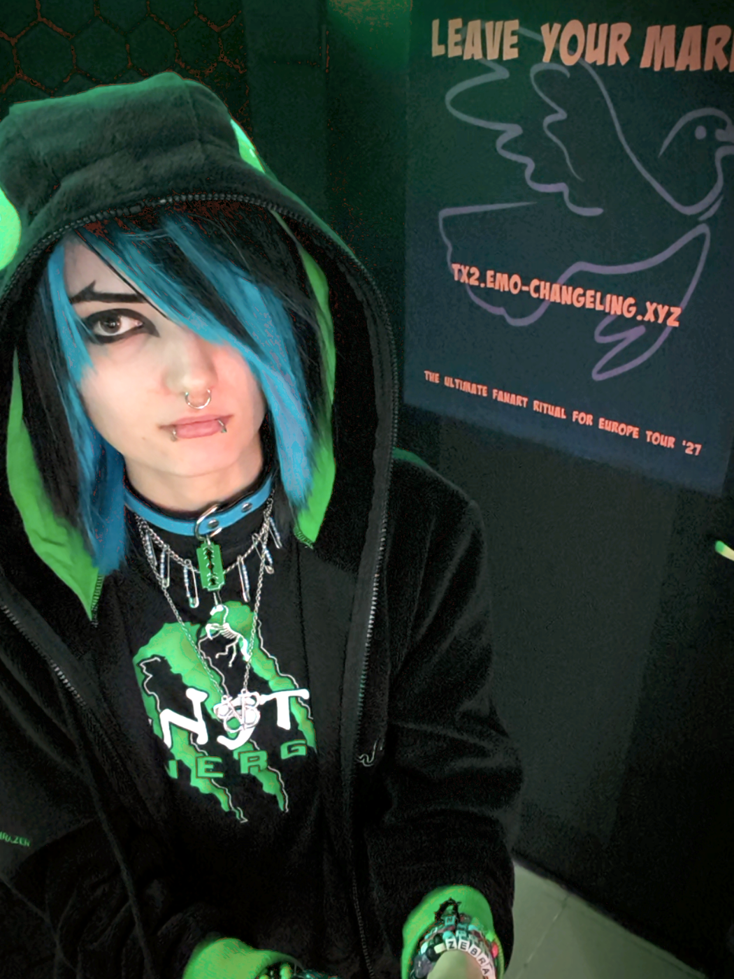 @☠️The Reverse Emo Changeling