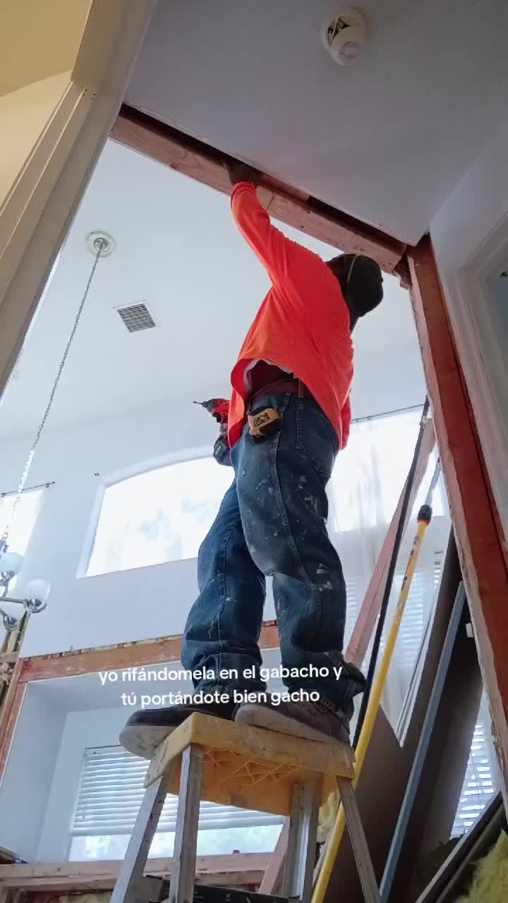 @ÉL caído