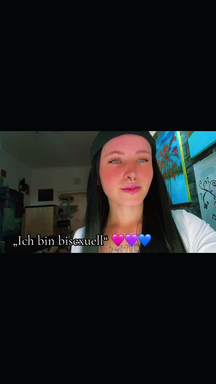 @officxl_madlen🏳️&zwj;🌈