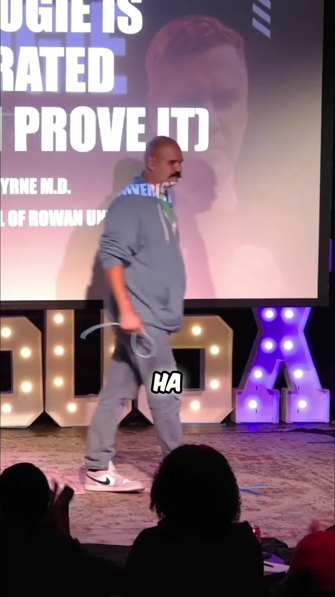 @The Crit Doc of Tiktok