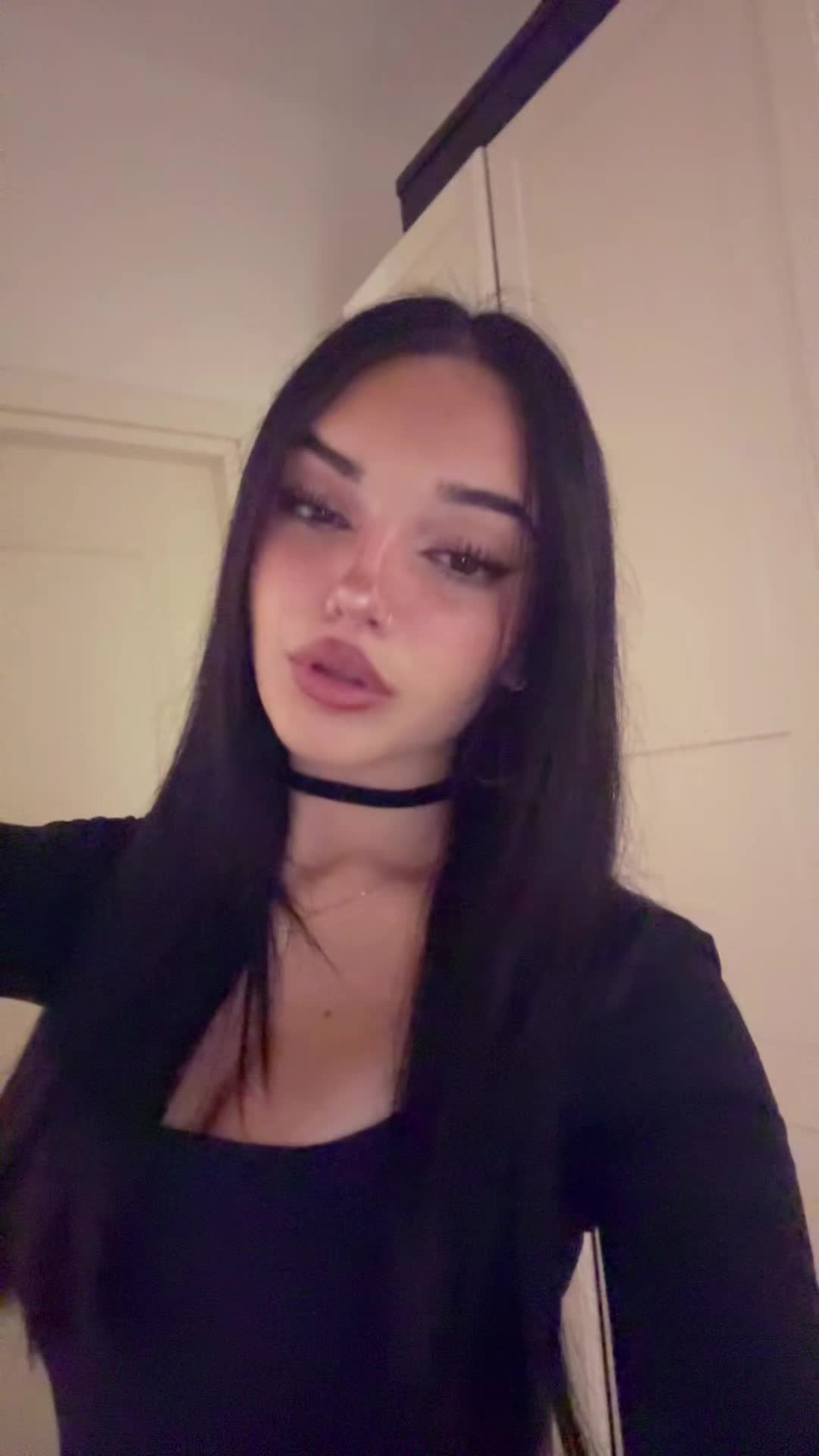 @𝑳𝑰𝑨🪷