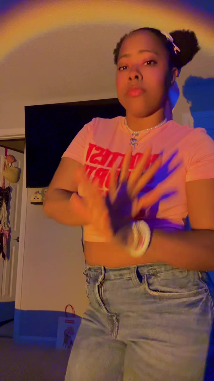 @AestheticallyCRY