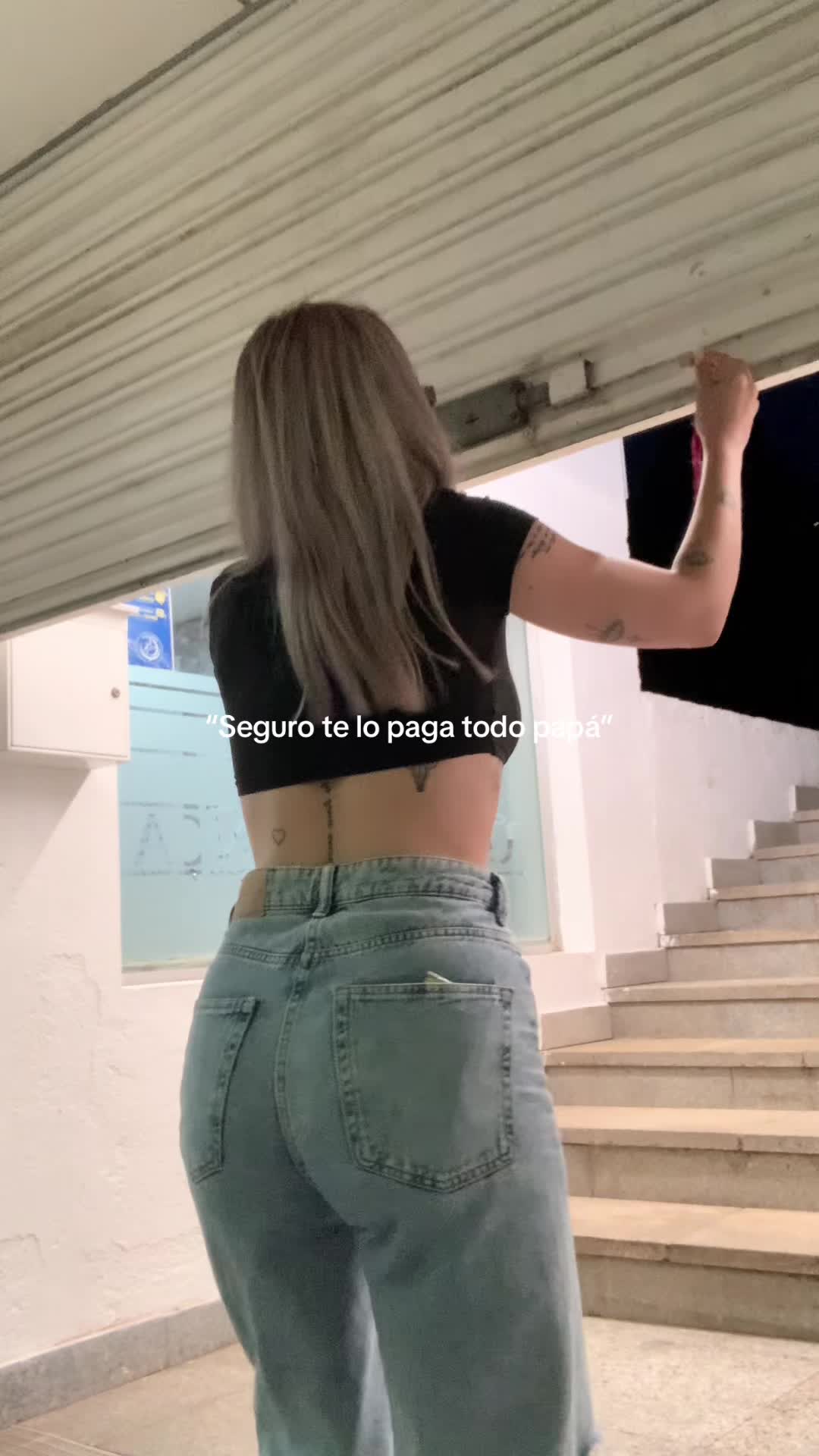 @veronicaalopezz