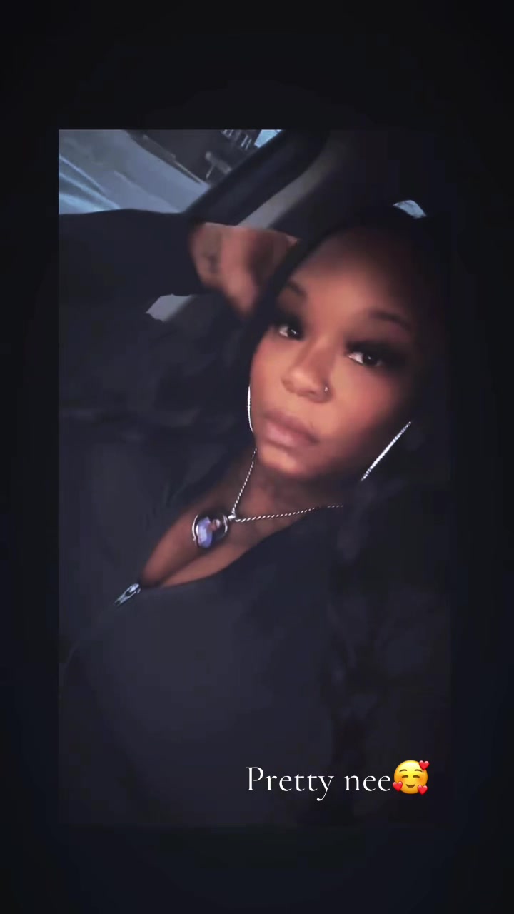 @jstcallmehnee