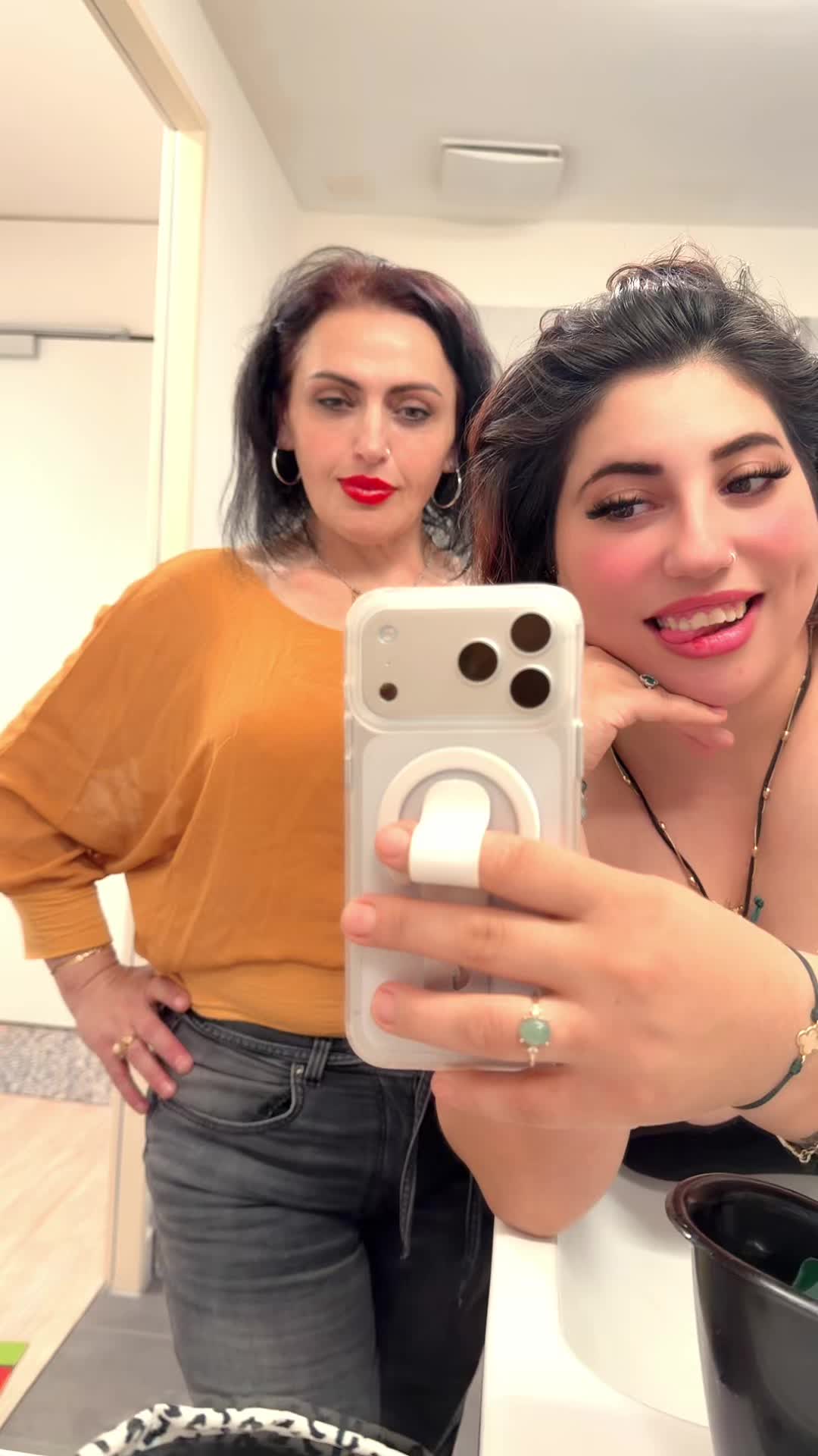 @Iaosiashvili Ioasiashvili