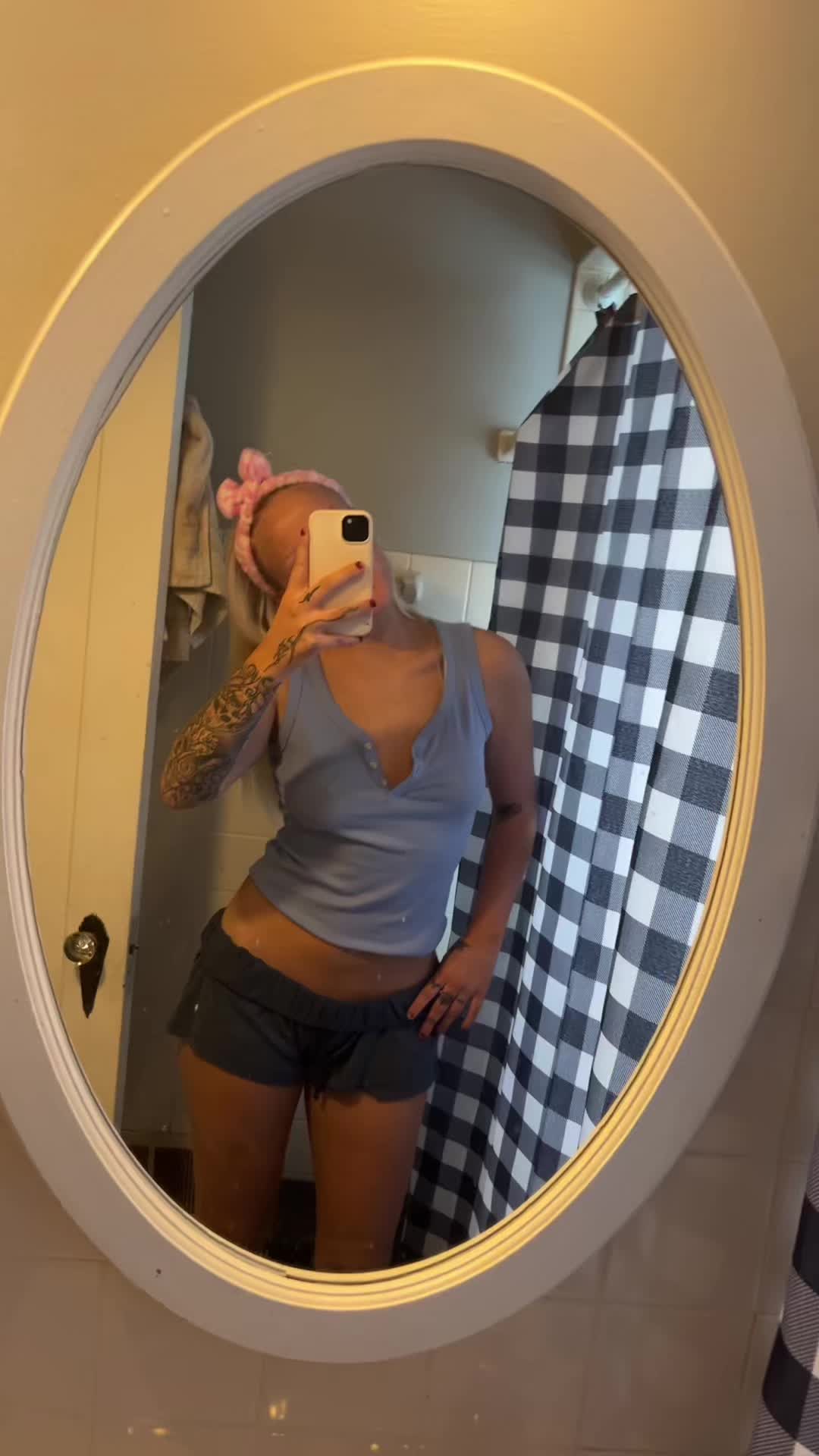 @:)(