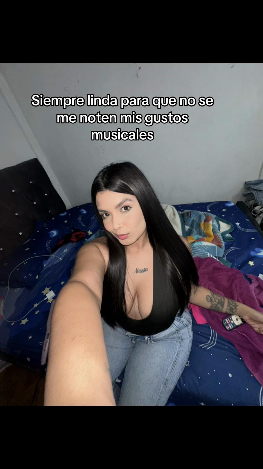 @Angie Carol🌸