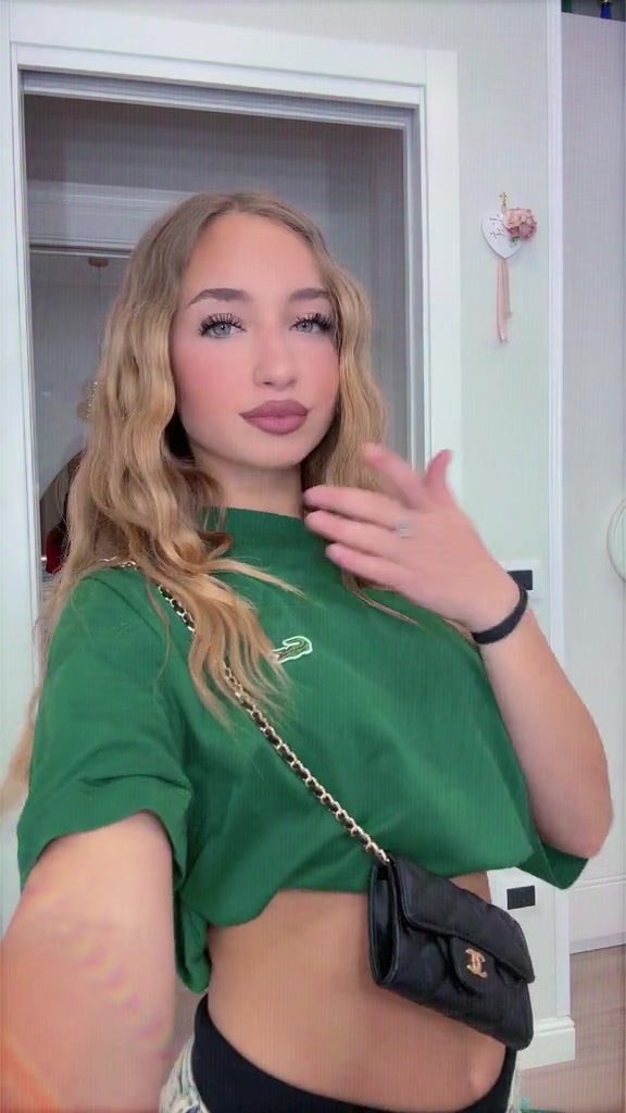 @alessandra
