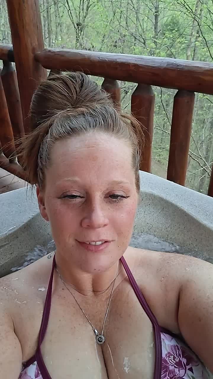 @KielyJo