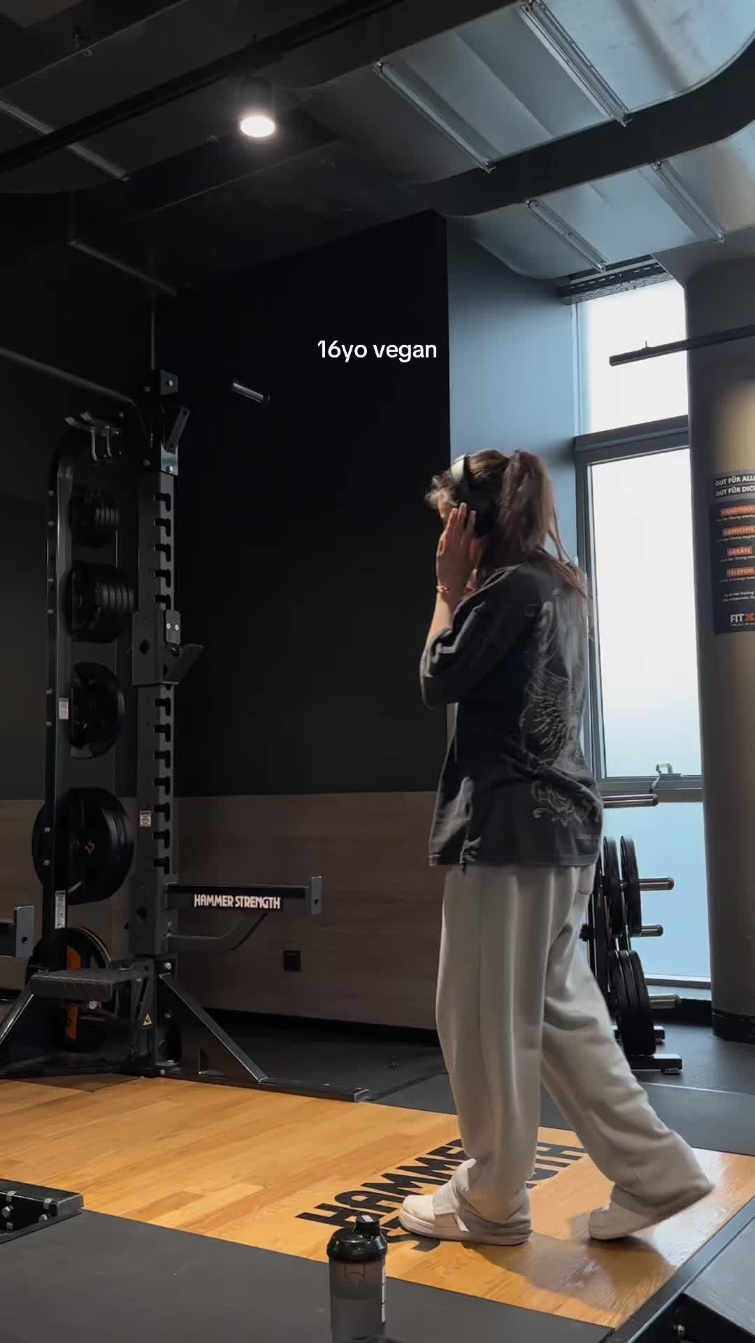 @laura.lxft
