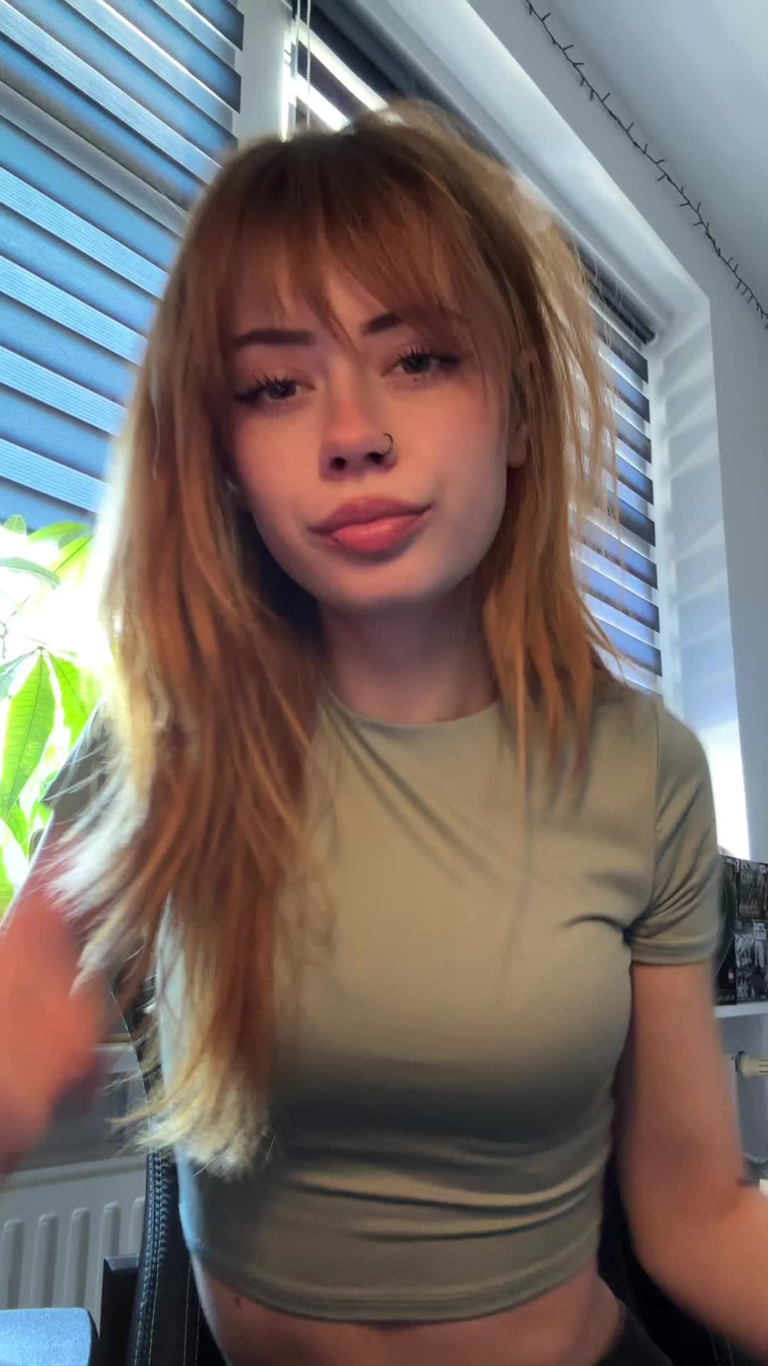 @Laura🧣🕊️