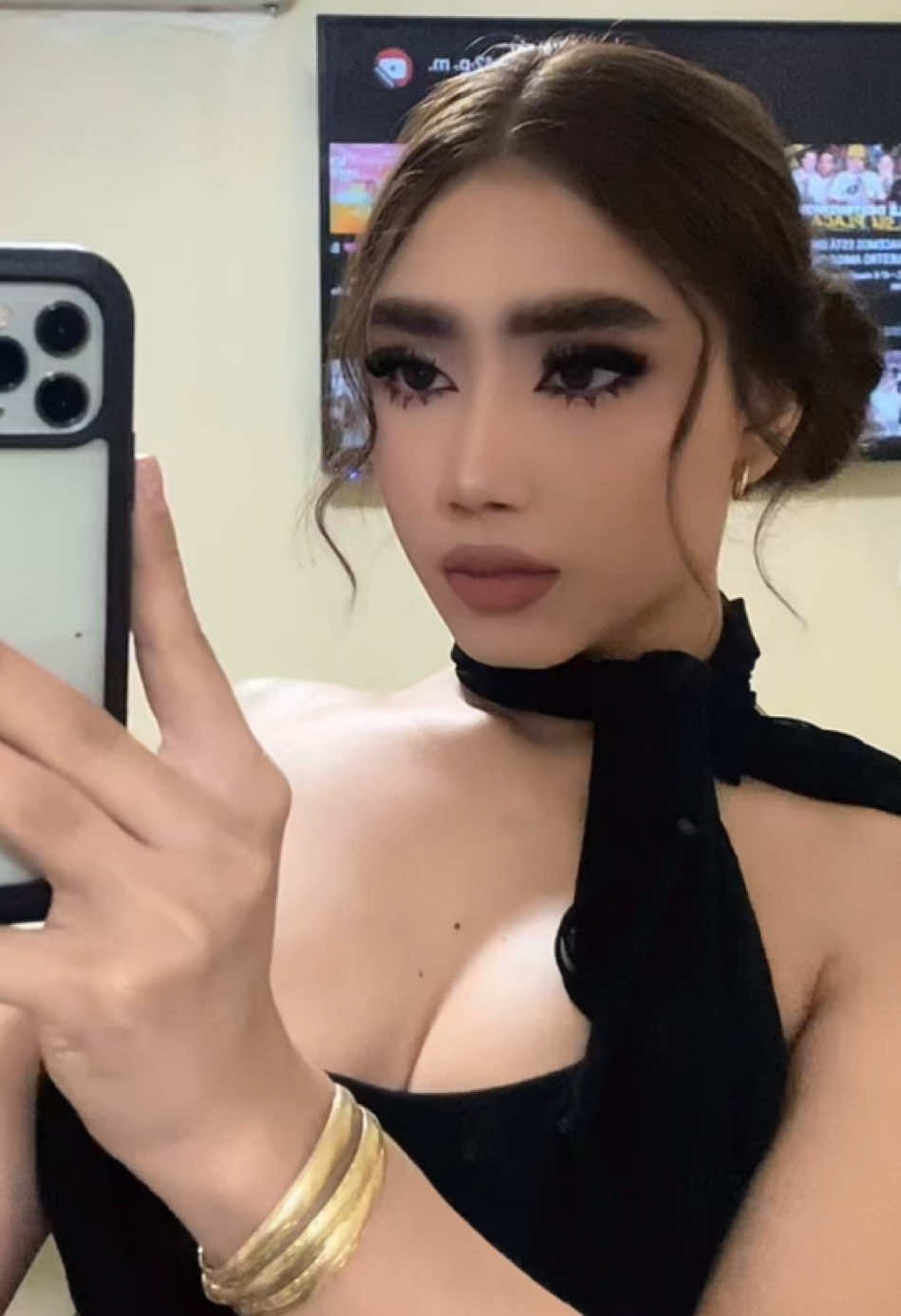 @️