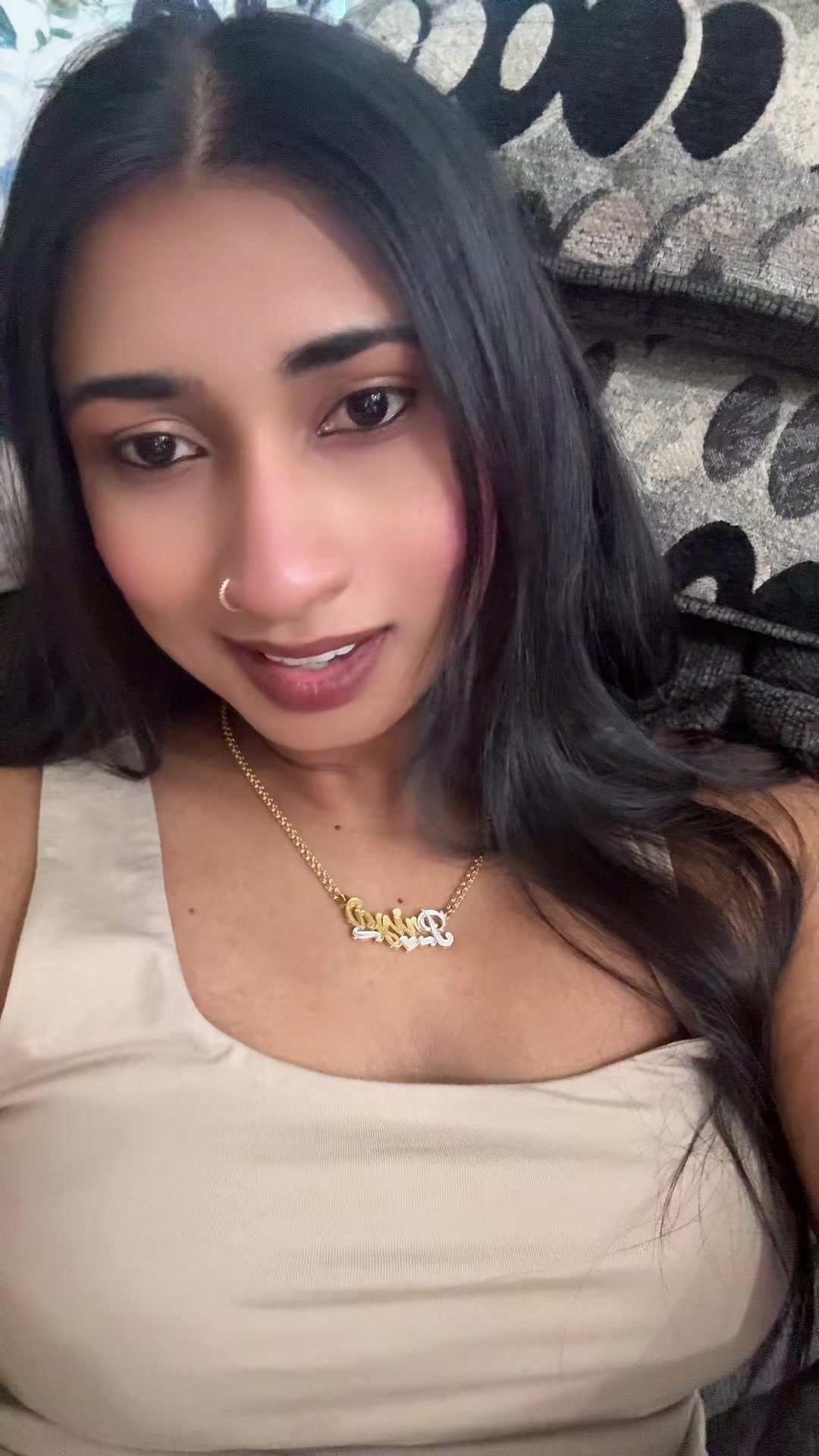 @Priya ✨🧿