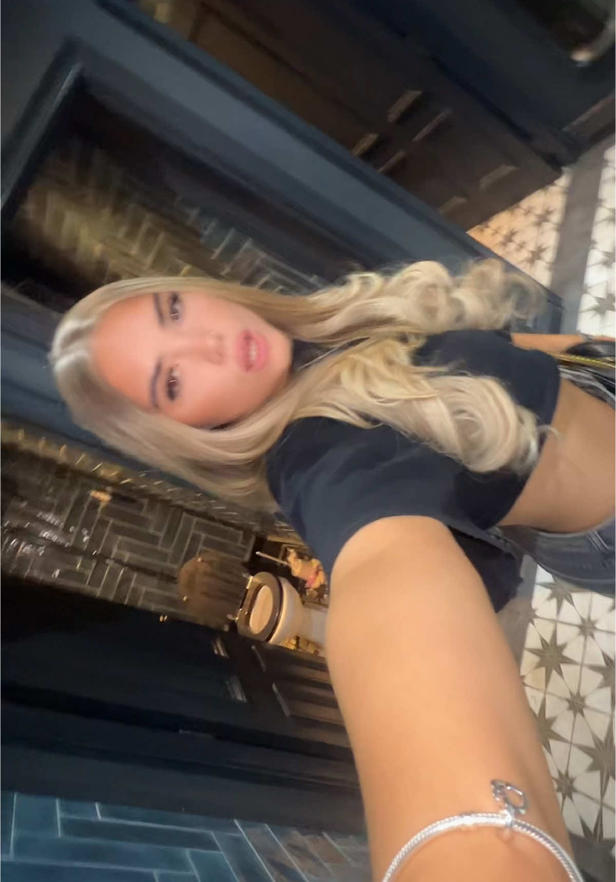 @j