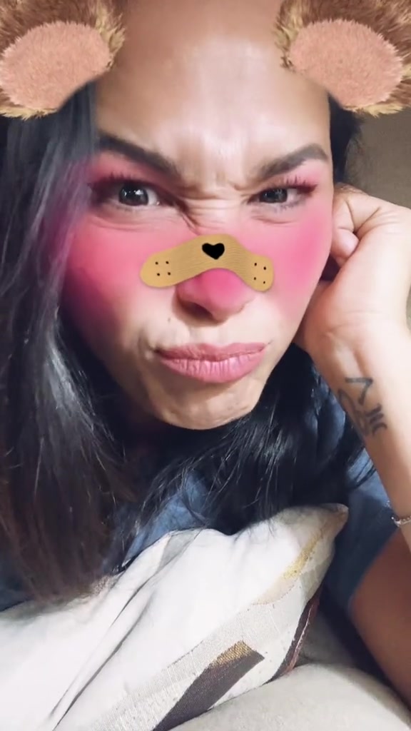 @๐G_Louise