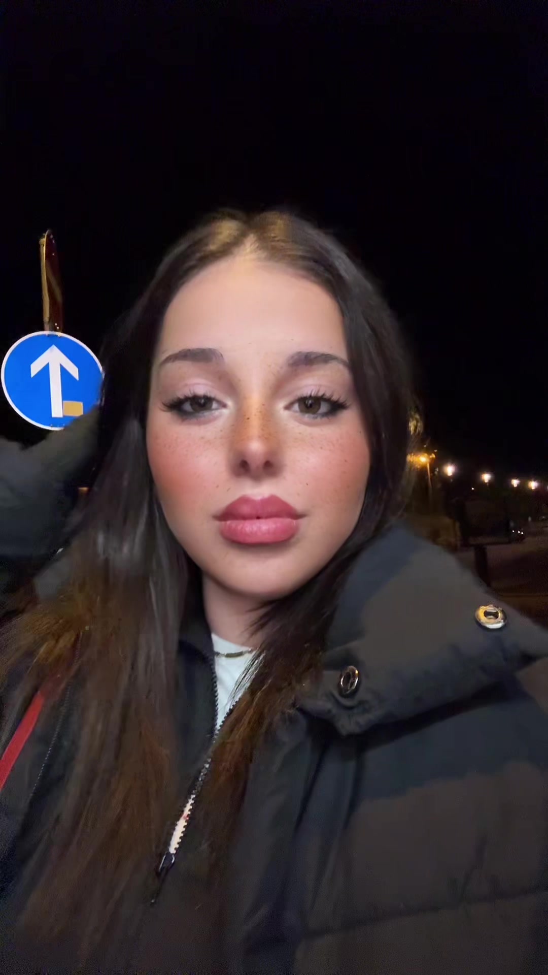 @𝐄𝐥𝐢