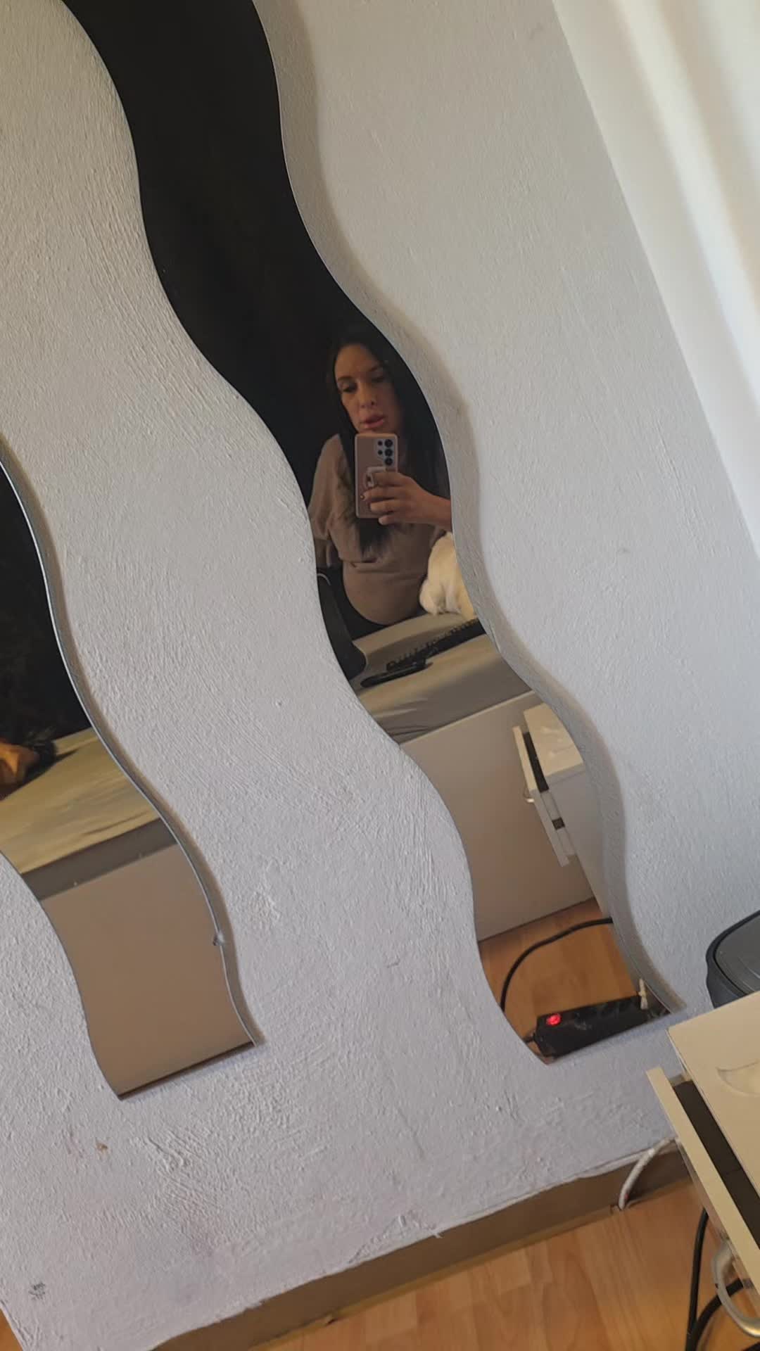 @nicolereyes2222