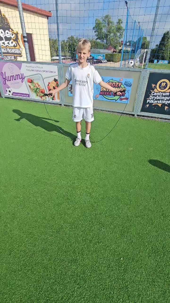 @Trener Dryblingu Piłkarskiego