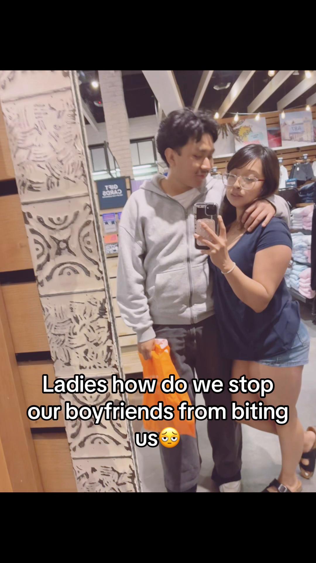 @𝓃ℴℯ𝓂𝒾 💗