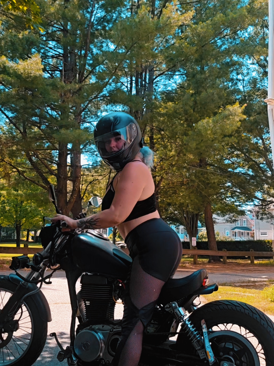 @MissMetalKitten on IG