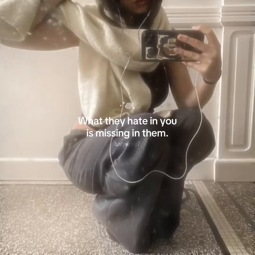 @𐙚⁷