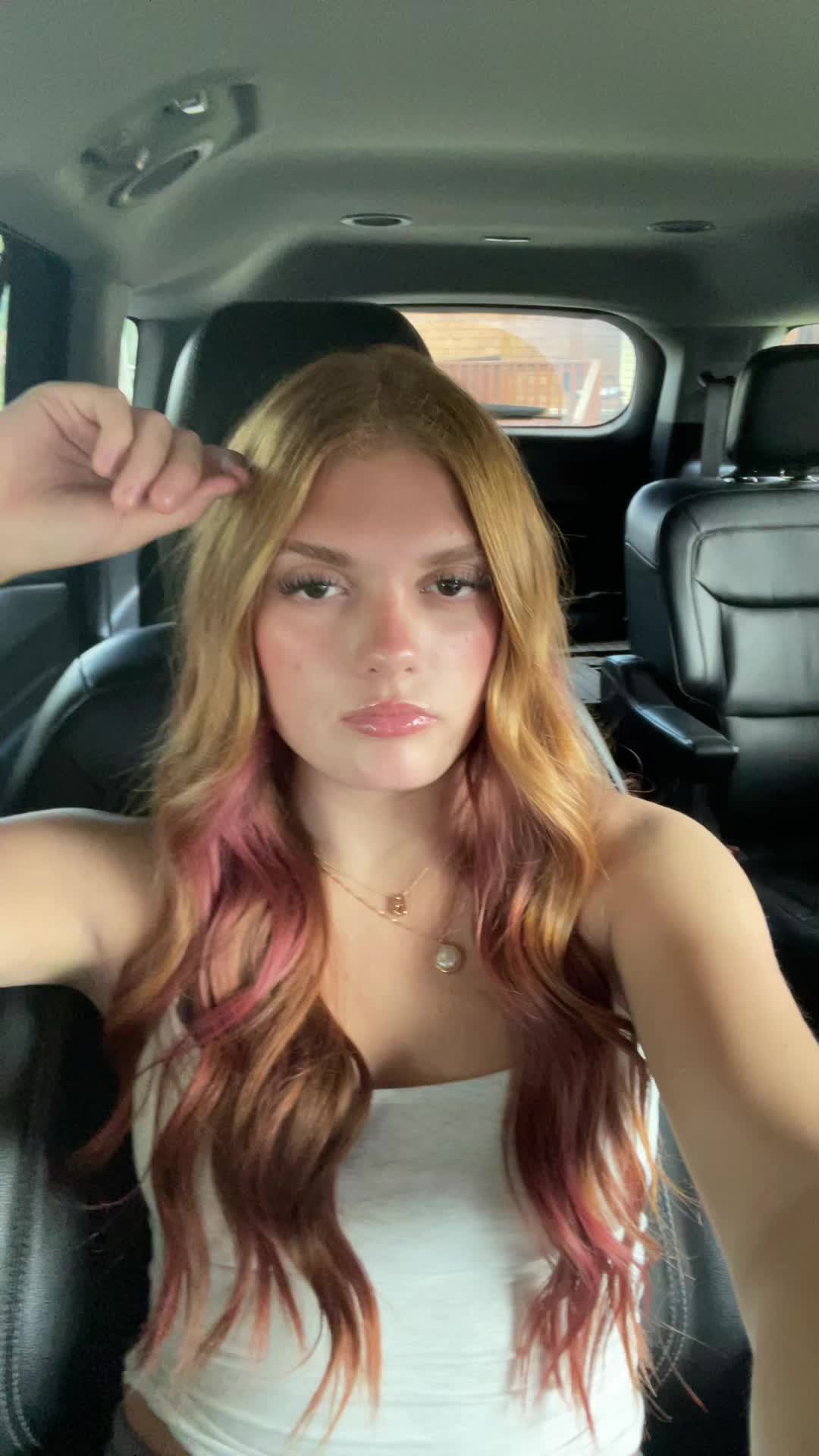 @rainbowunicorns