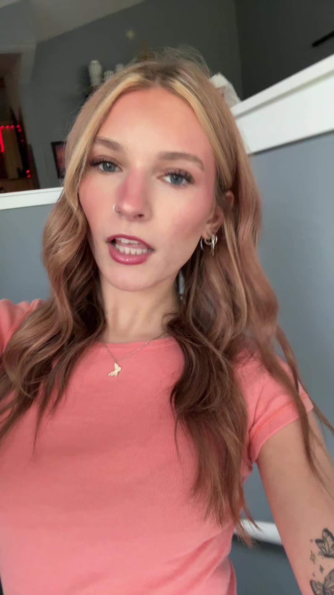 @caroline