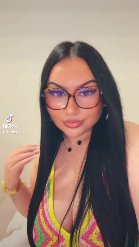 @🍒Niyya__s🍒