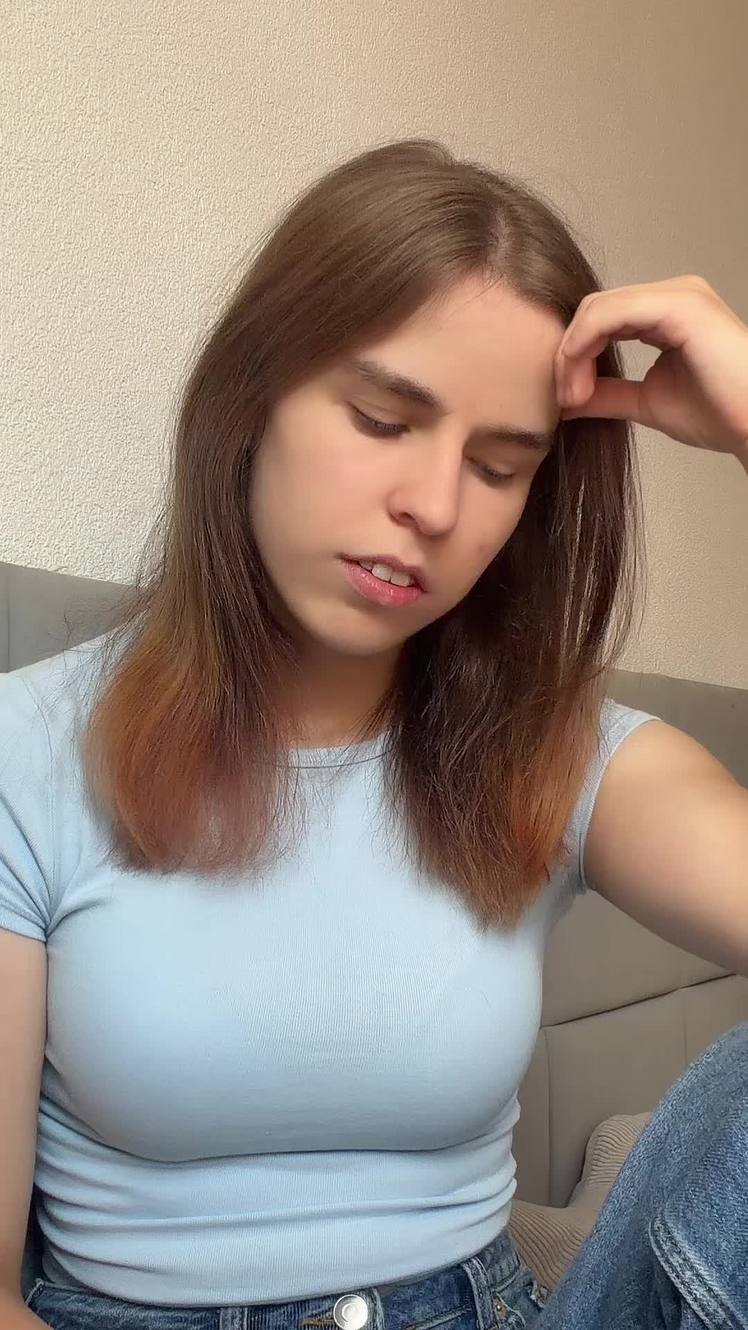 @TouretteLea