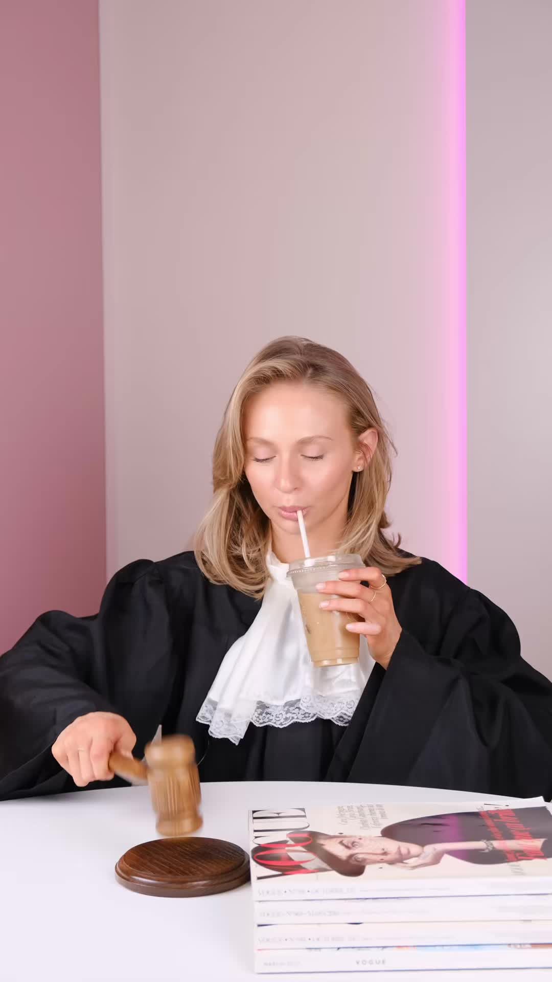 @𝓪𝓷𝓲𝓪 𝓫𝓾𝓻𝓮𝓴