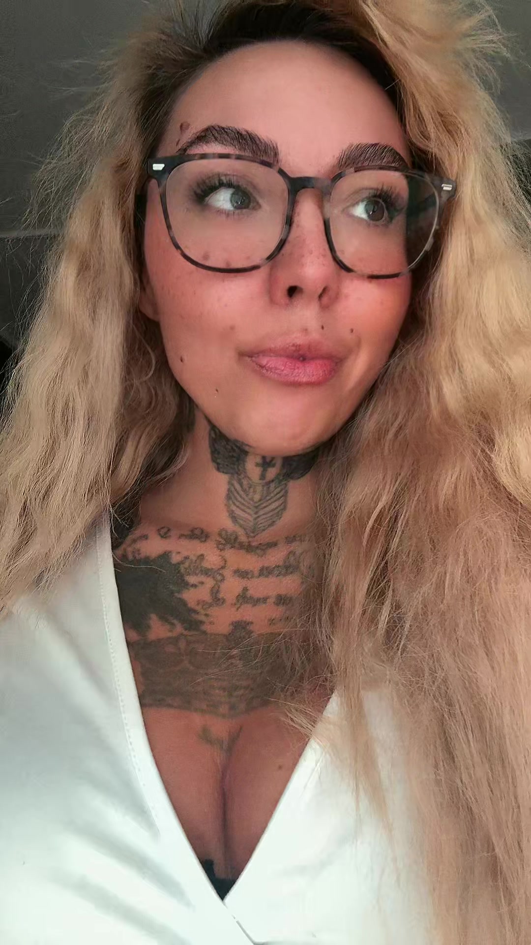 @𝔸ℕ𝕊𝕌🦋⃤ ᴠɪѕăᴛᴏᴀʀᴇ.