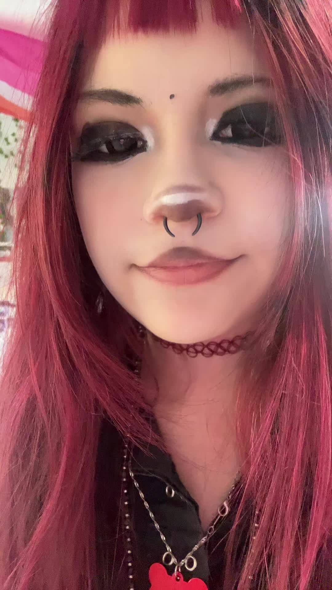 @𐙚₊˚★𝑆𝑎𝑣𝑧 ✧⊹🦄🍭🧁