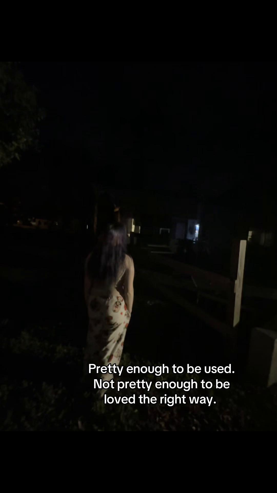 @🧟.