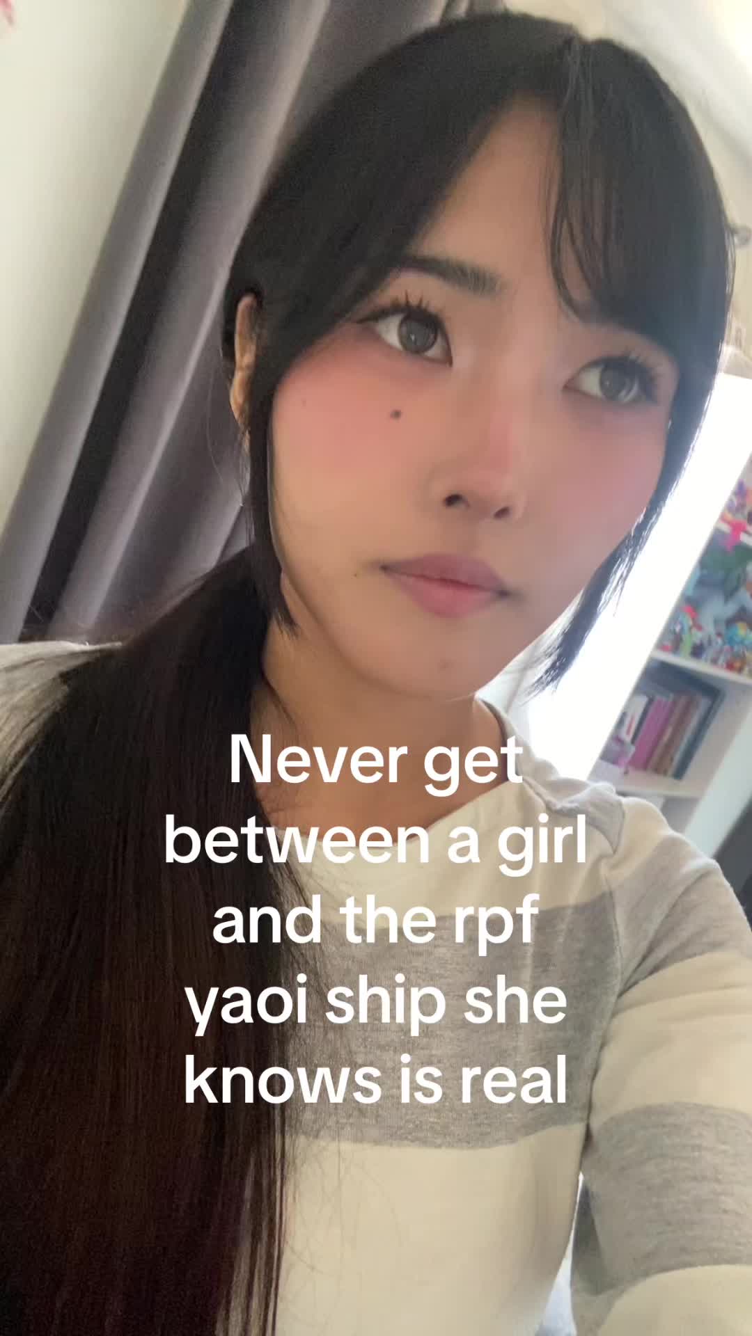 @:3