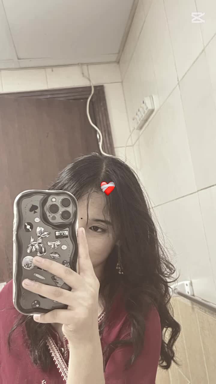 @Aɴᴊᴀʟɪ࿐🖤
