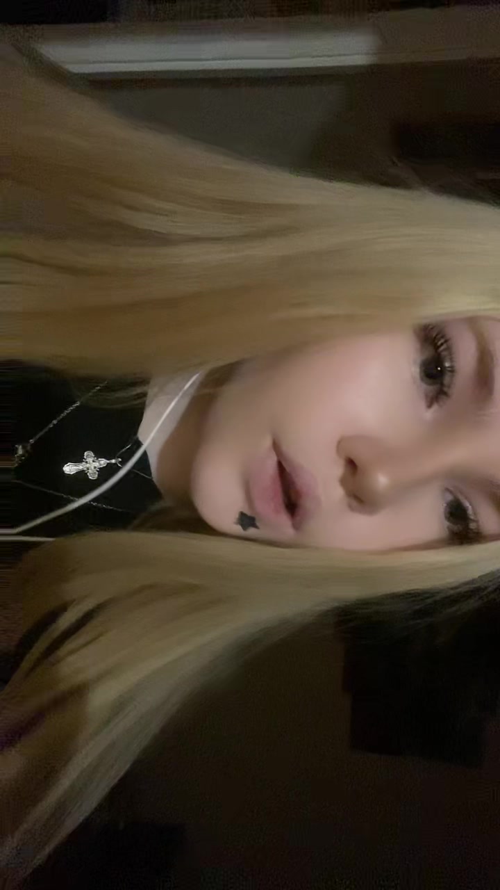 @Соффийка🪼