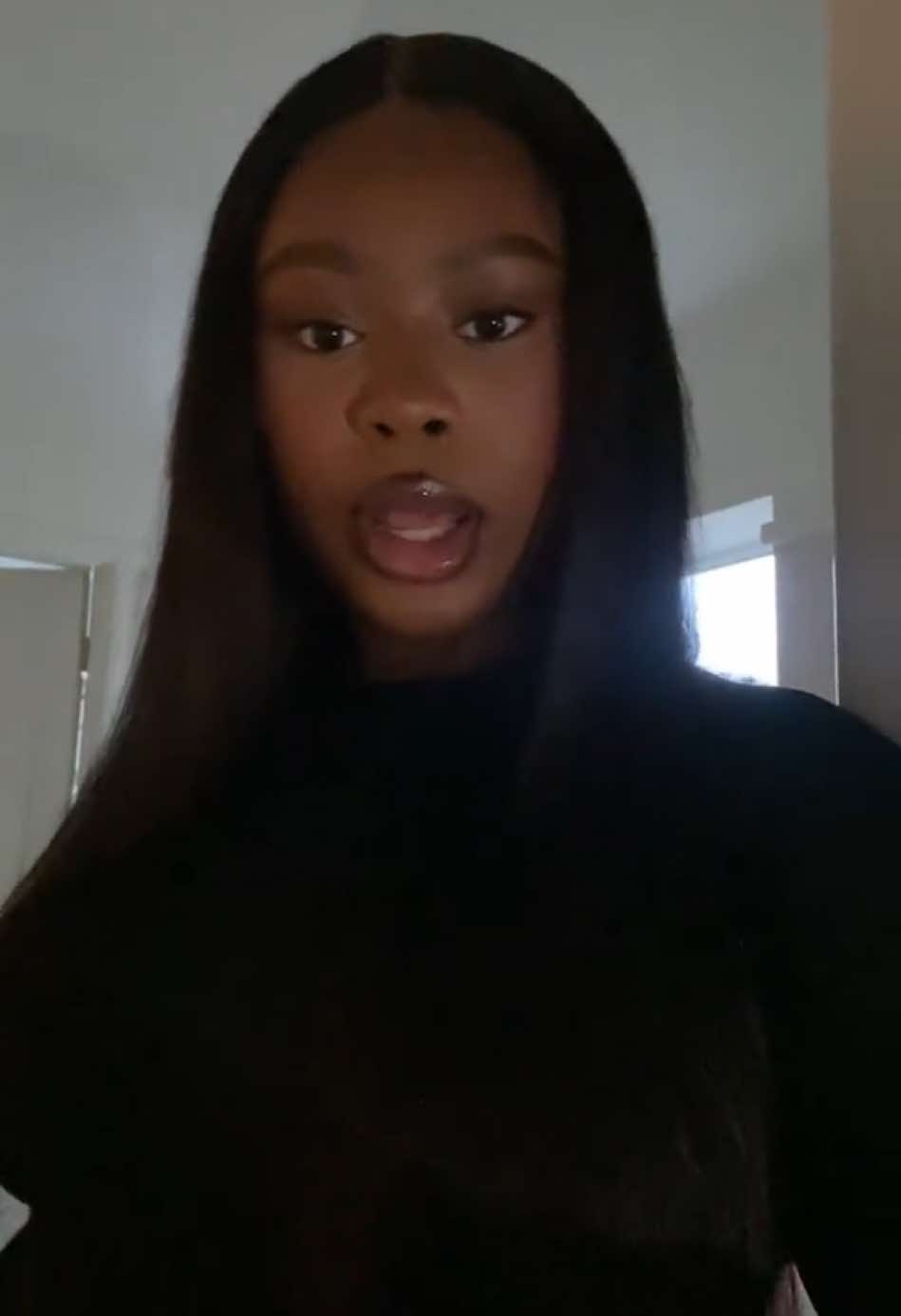 @𝐋𝐄𝐘𝐘🎀