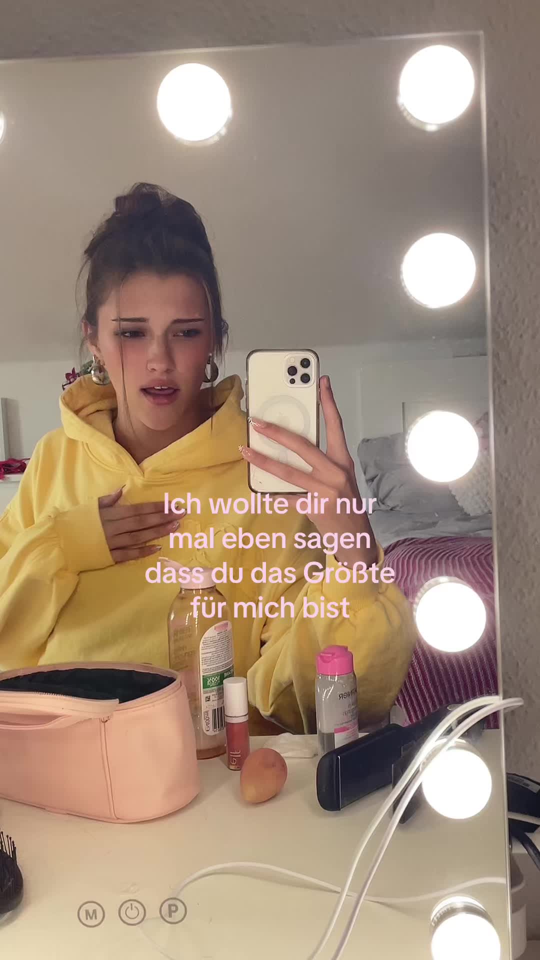 @mariella