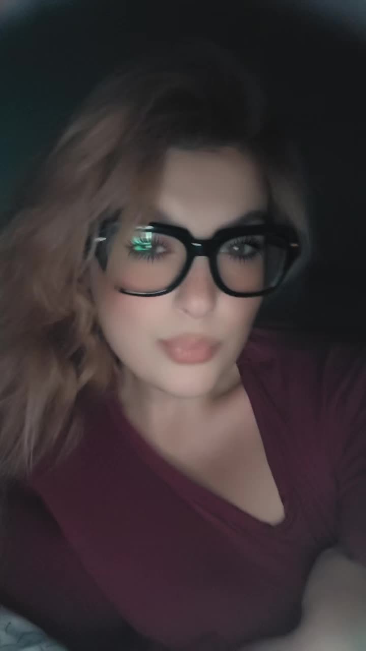 @Vanessa 🤍💜🦋