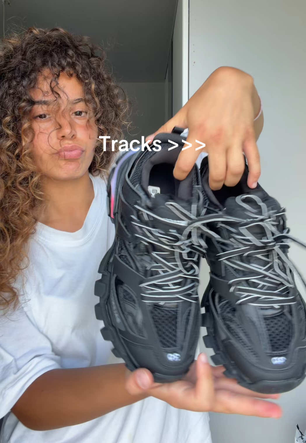 @noùr