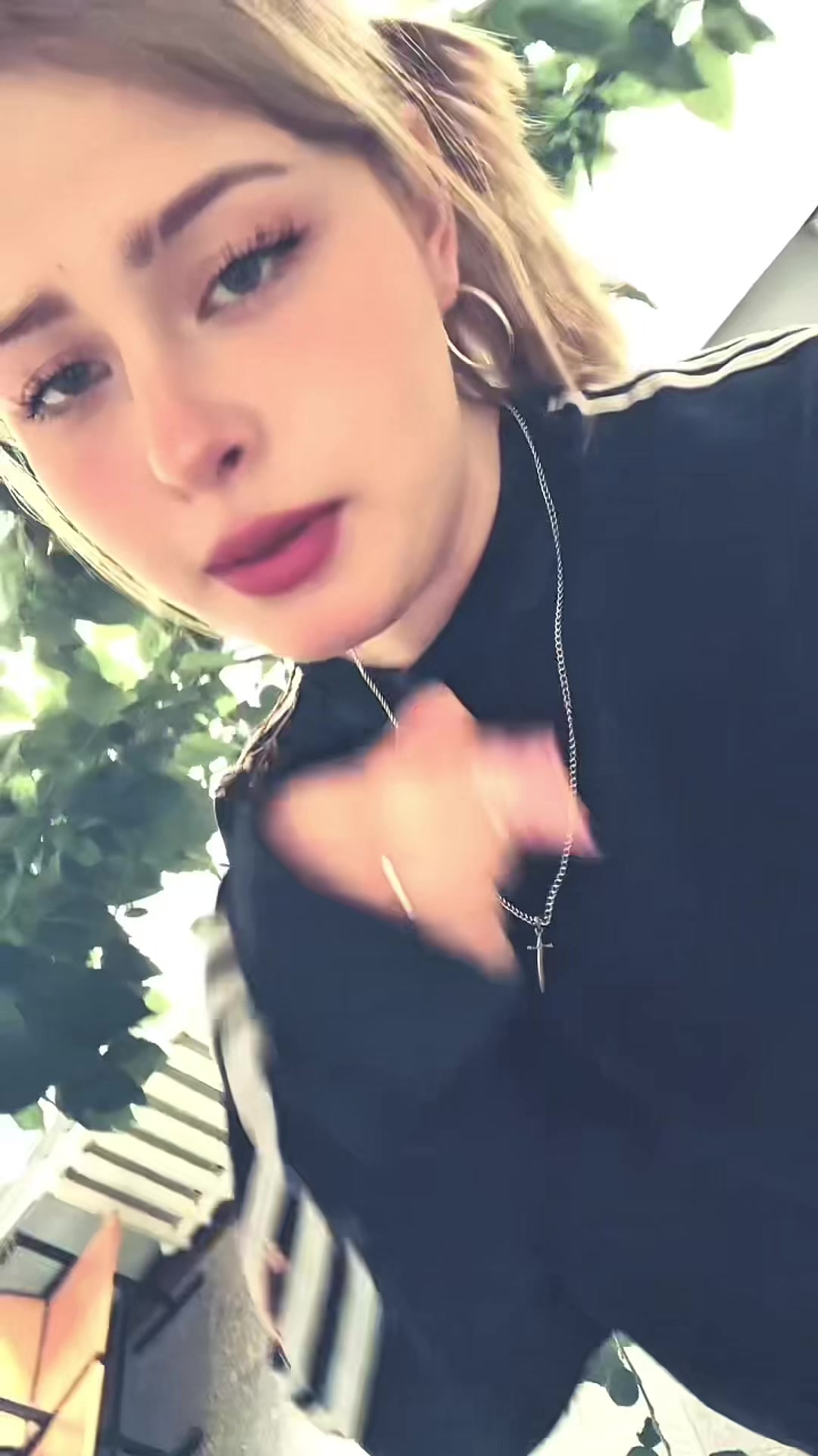 @viola