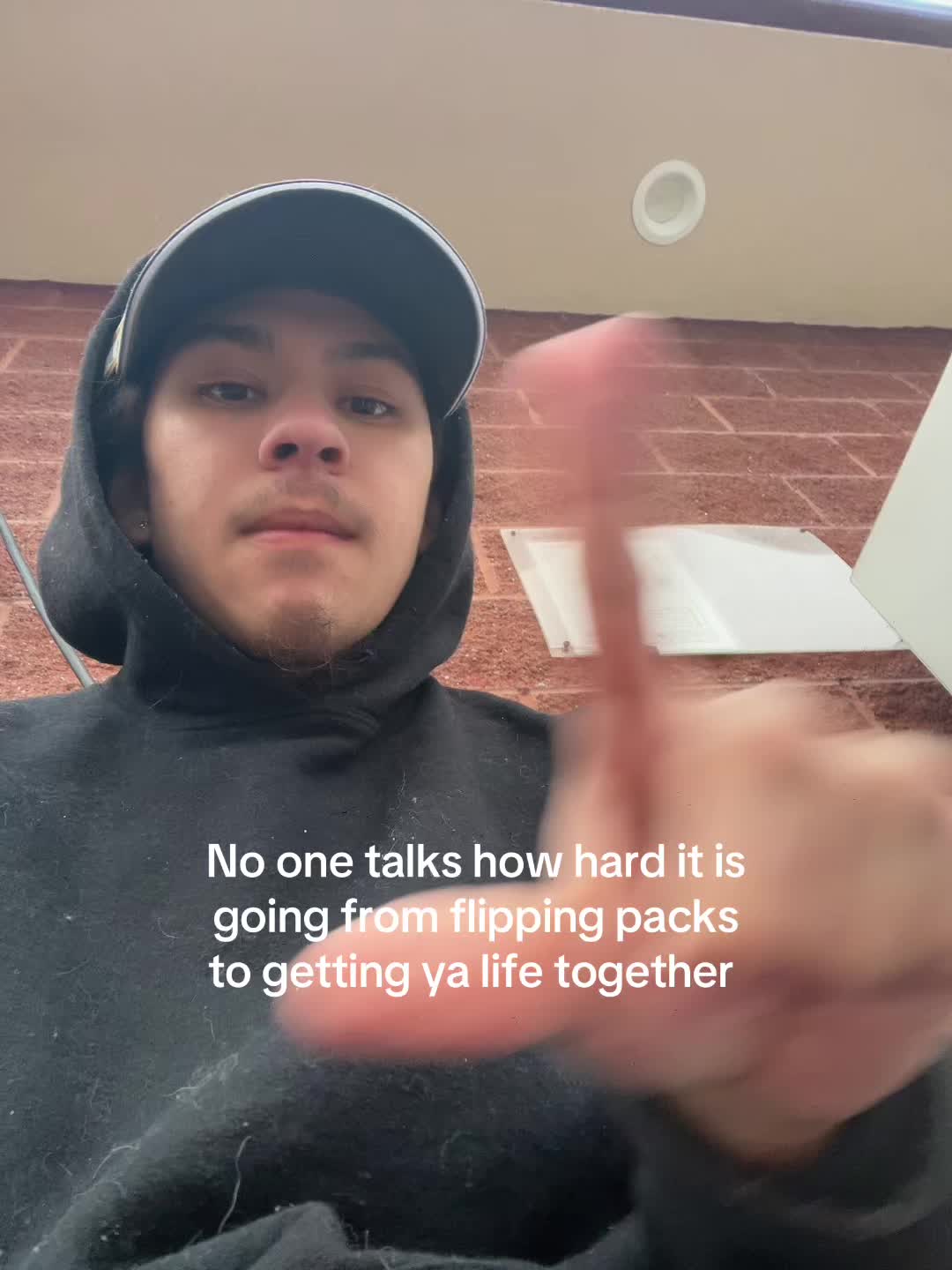 @ÁJ